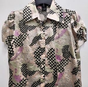 BCBGMAXAZRIA Statement Top – Size M – Soft, Stretchy & Stunning! ✨